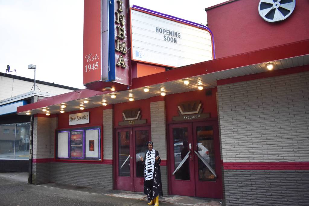 Music teacher takes over Hope’s historic cinema after 2-year closure
